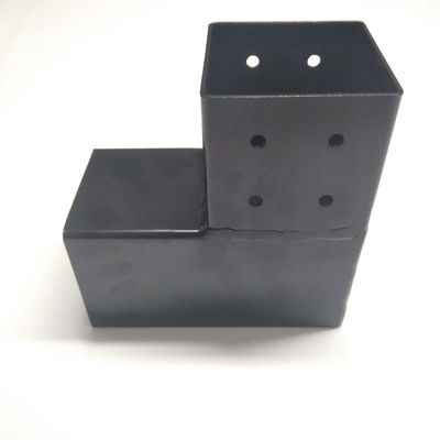 Progetto fai-da-te per esterni: staffe angolari a 3 vie rialzate per pergole